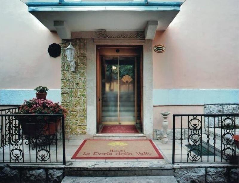 Albergo La Perla Della Valle image