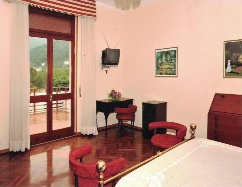 Albergo La Perla Della Valle image