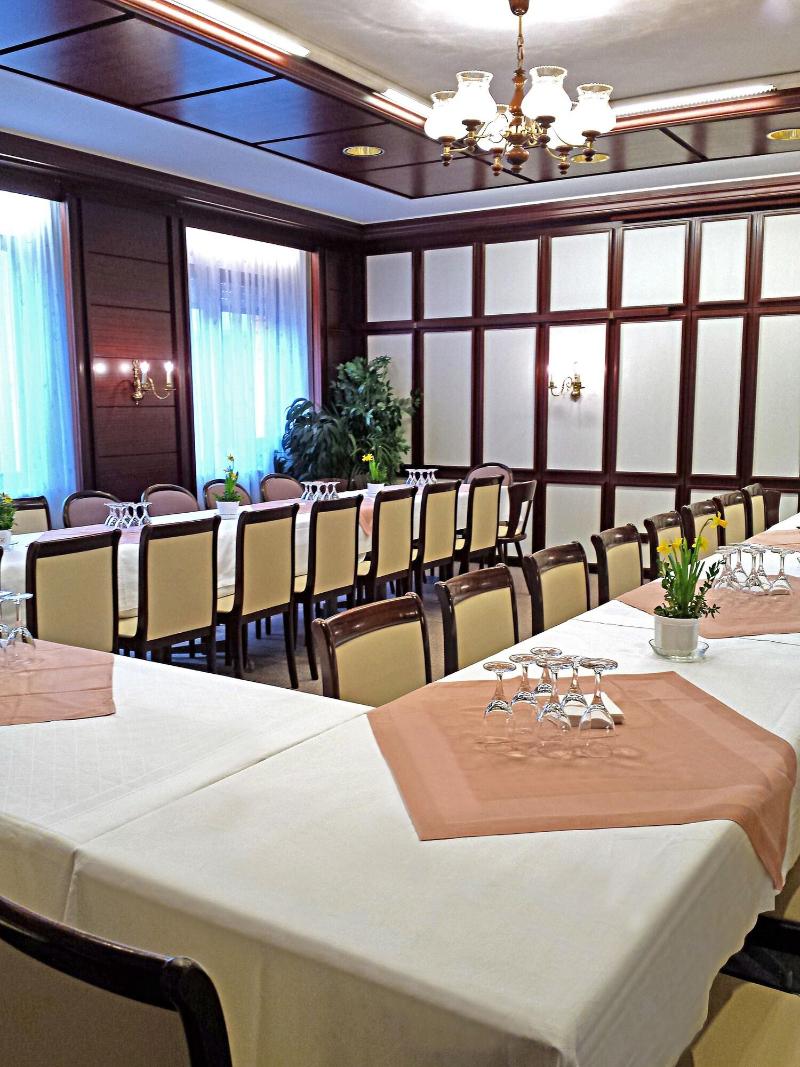 Gesundheitshotel Ra Ssle image