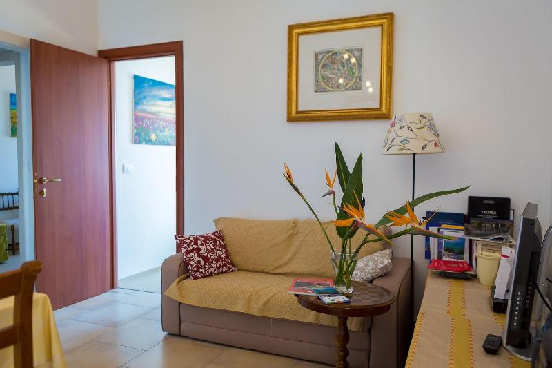 La Casa Gialla image