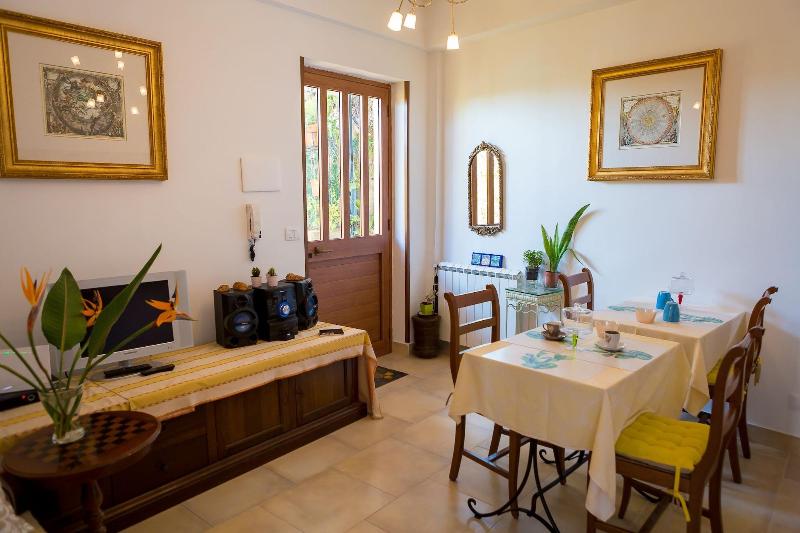 La Casa Gialla image