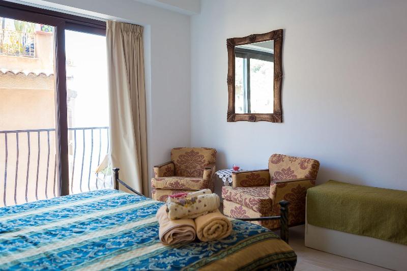 La Casa Gialla image