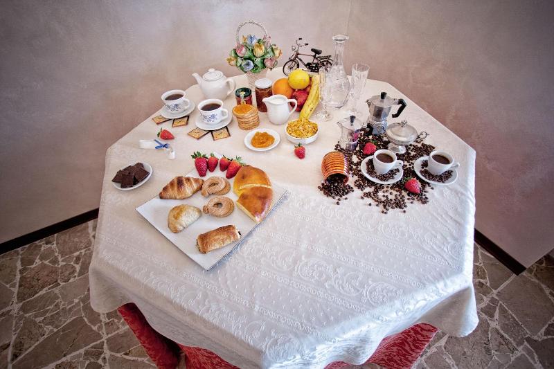 Flower Bed Breakfast image