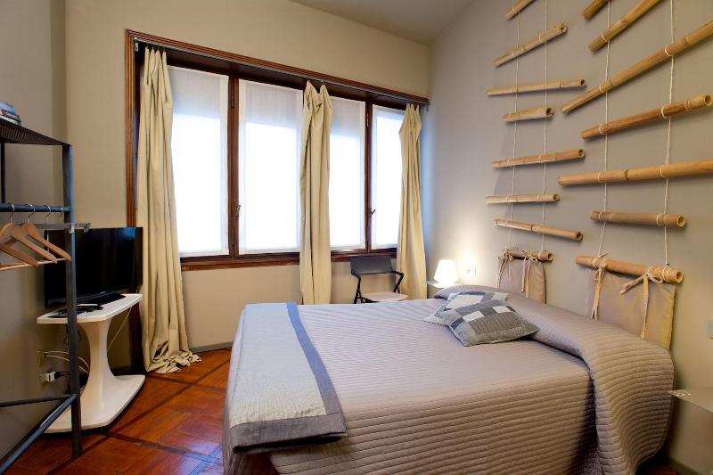 Bed Pia Art image