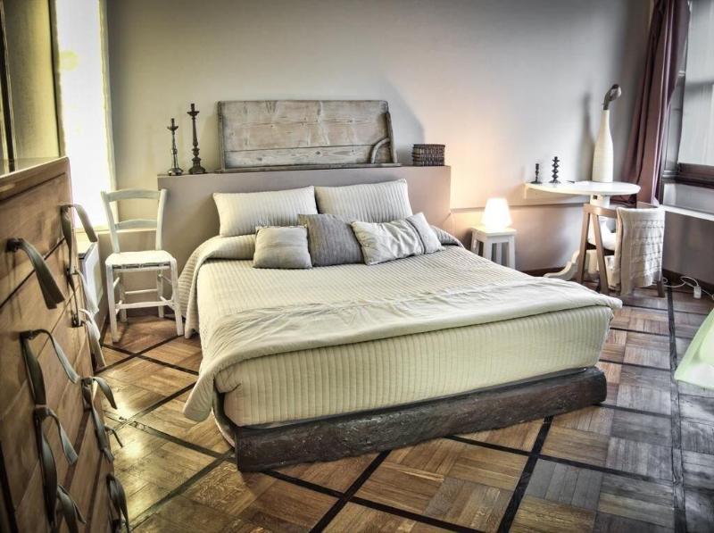 Bed Pia Art image