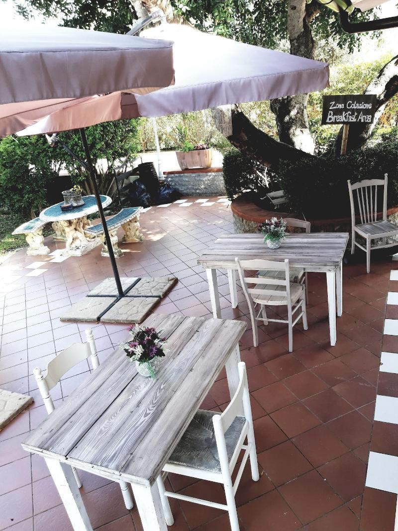 Grotta Dei Puntali image