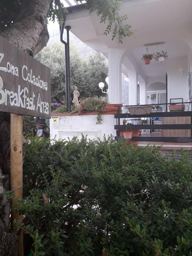 Grotta Dei Puntali image