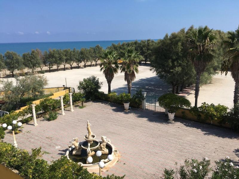 Hotel Gardenia image
