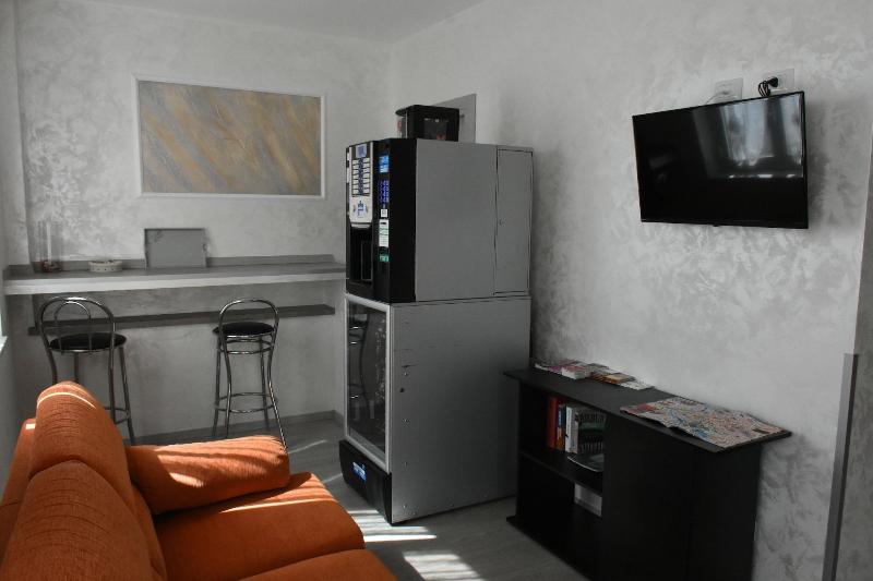 Albano Station Rooms image