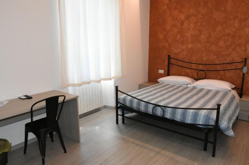 Albano Station Rooms image