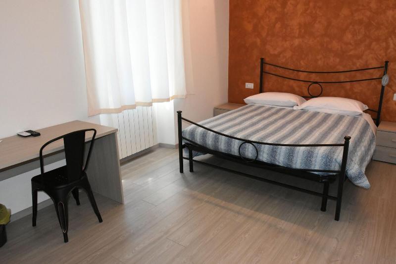 Albano Station Rooms image