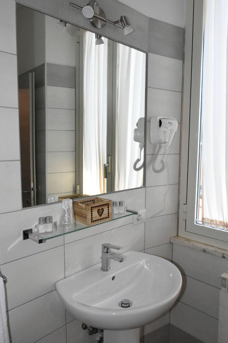 Albano Station Rooms image
