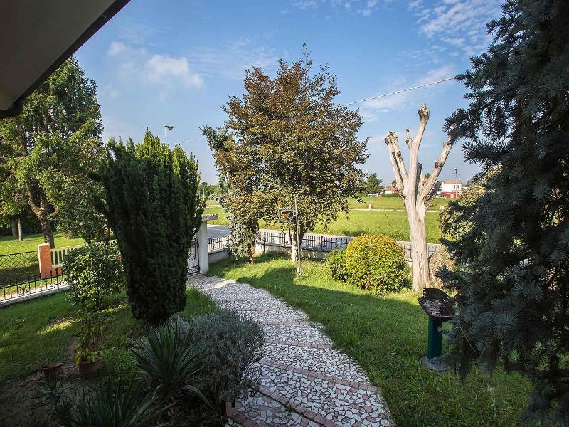 Villa Berra B B Riva Del Po image