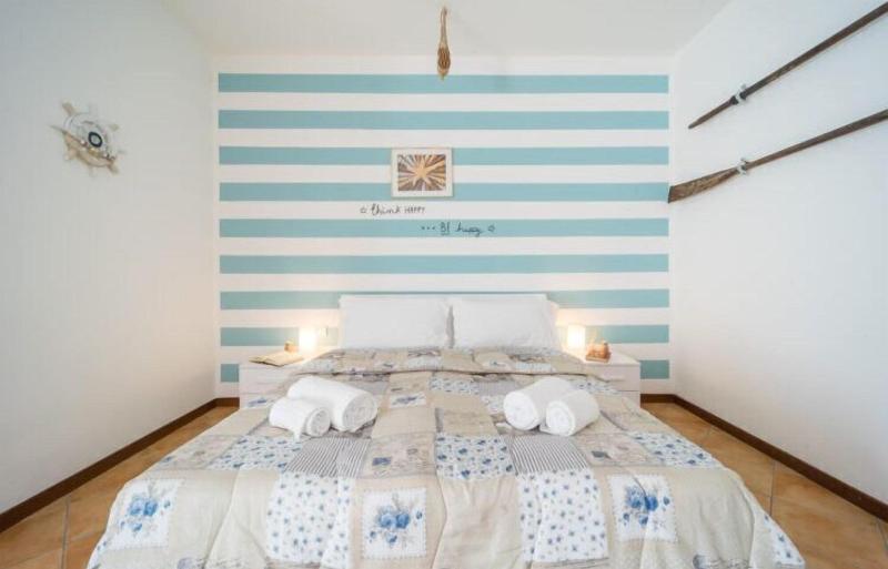 Bluelake Inn Ostello image