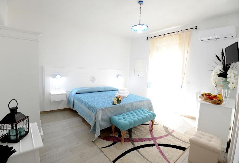 Inah Boutique Rooms — photo 5