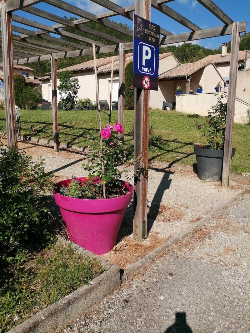 Les Portes De La Ma Ouge image