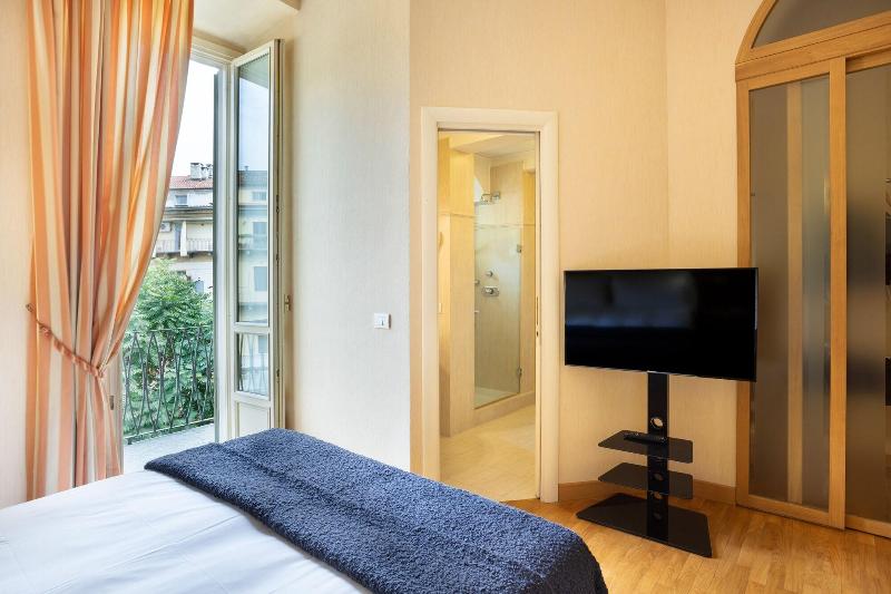 Dynasty Suites image