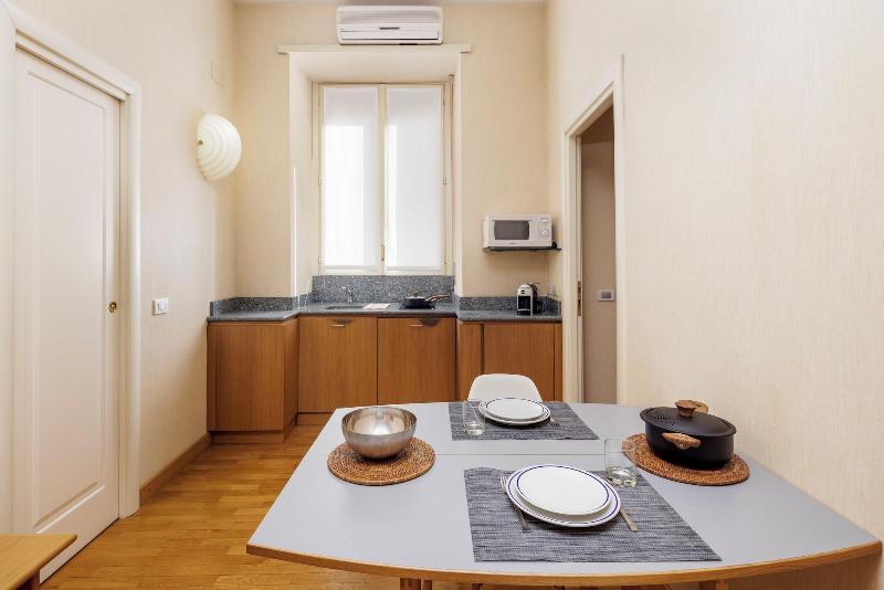 Dynasty Suites image