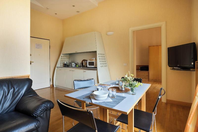 Dynasty Suites image