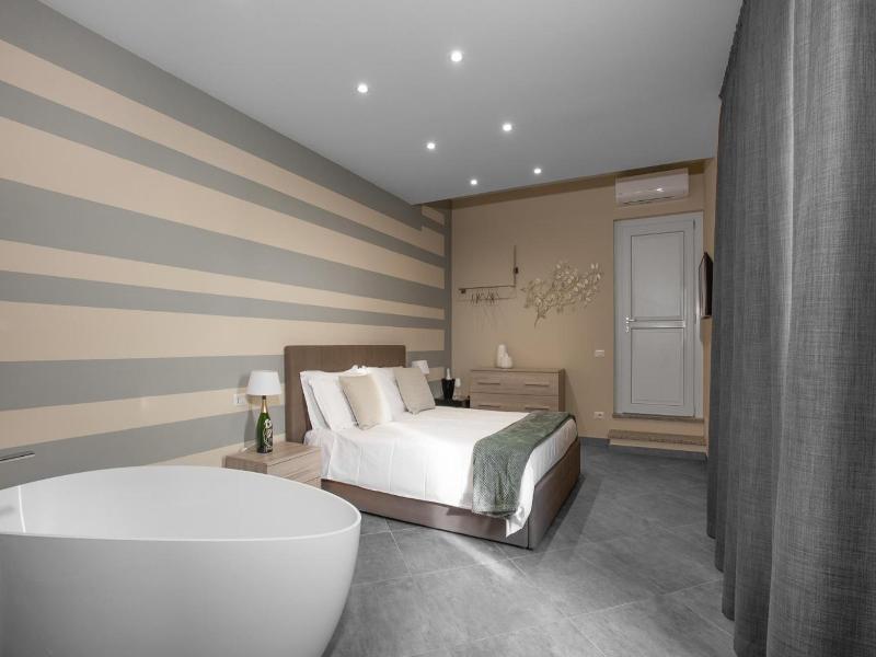 Viverone Lake Rooms image