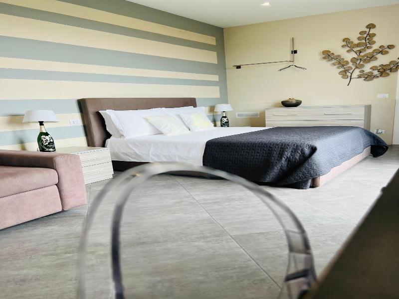 Viverone Lake Rooms image
