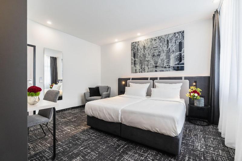 Libarty Hotels image