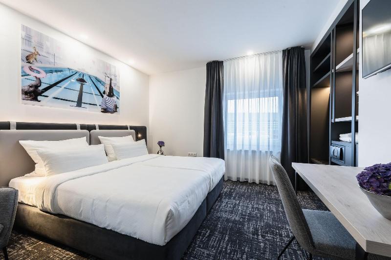 Libarty Hotels image
