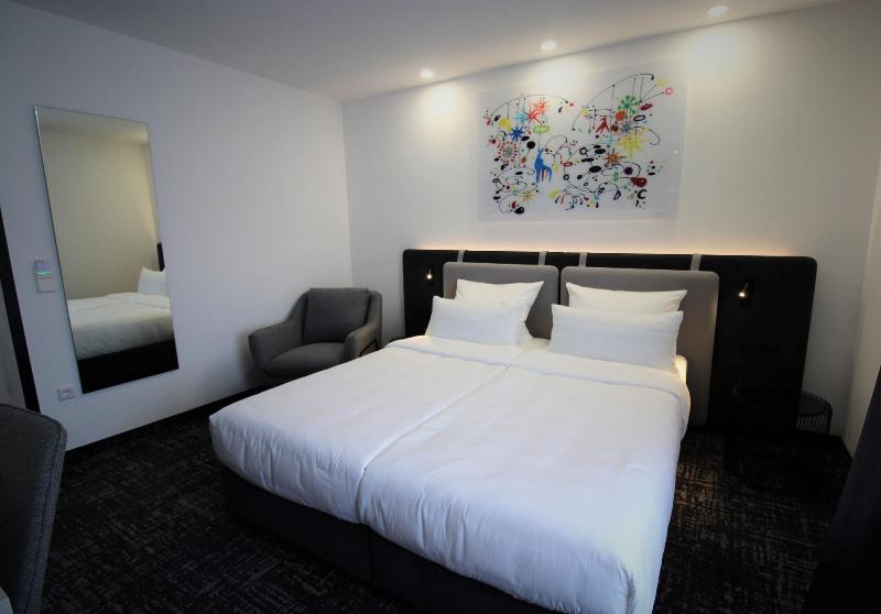 Libarty Hotels image