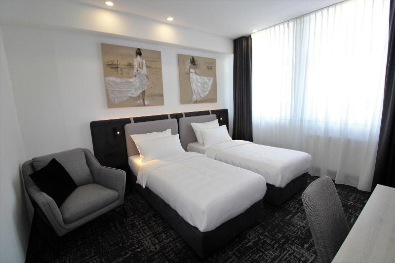 Libarty Hotels image