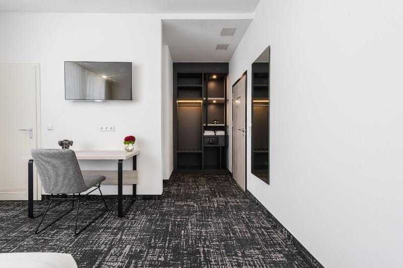 Libarty Hotels image