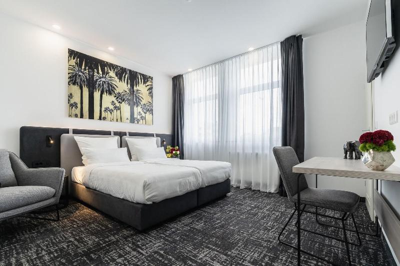 Libarty Hotels image