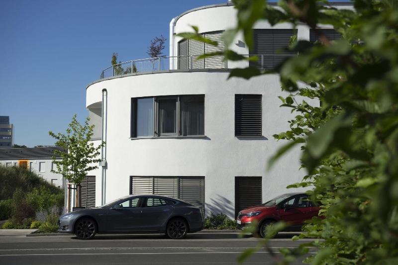 7 Hotel Boardinghouse image