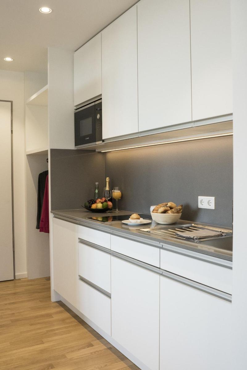 7 Hotel Boardinghouse image