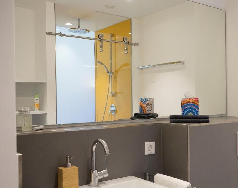7 Hotel Boardinghouse image