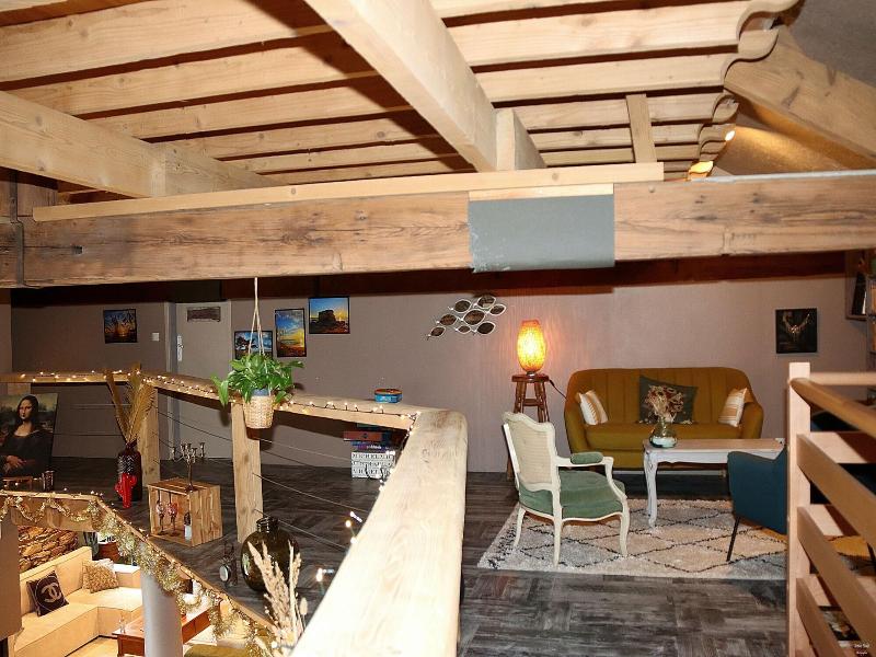 Le Moulin Des Tra Ans image