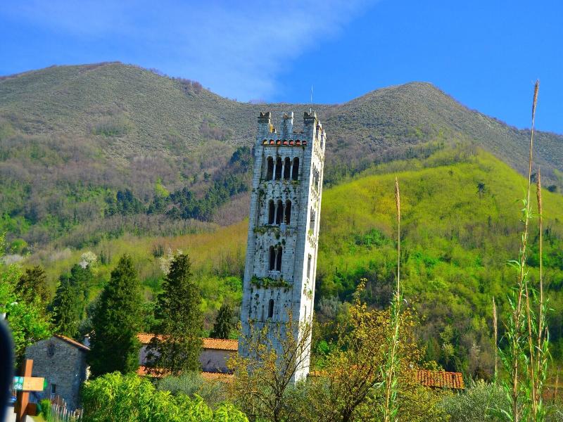 Dreamy Cottage In Trebbio With Swimming Pool image