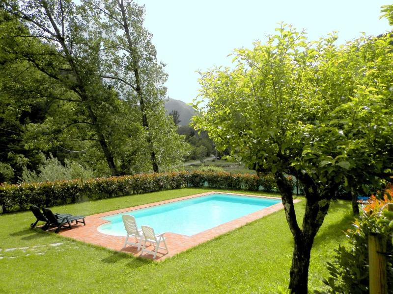Dreamy Cottage In Trebbio With Swimming Pool image