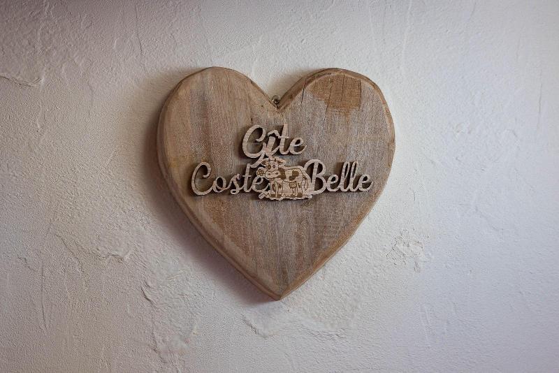 Ga Tes Coste Belle Et Costillon image