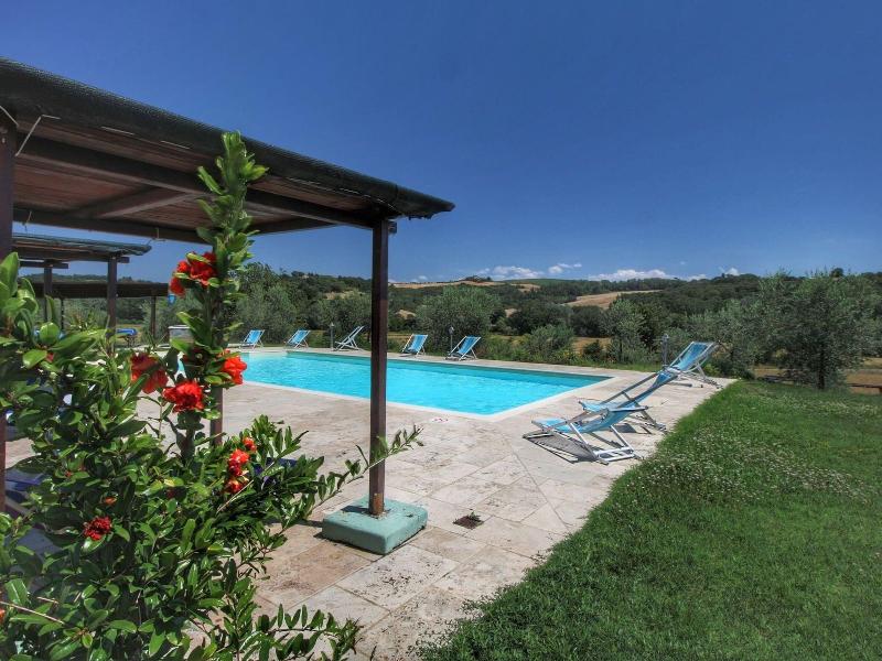 Gorgeous Cottage In Asciano With Swimming Pool image