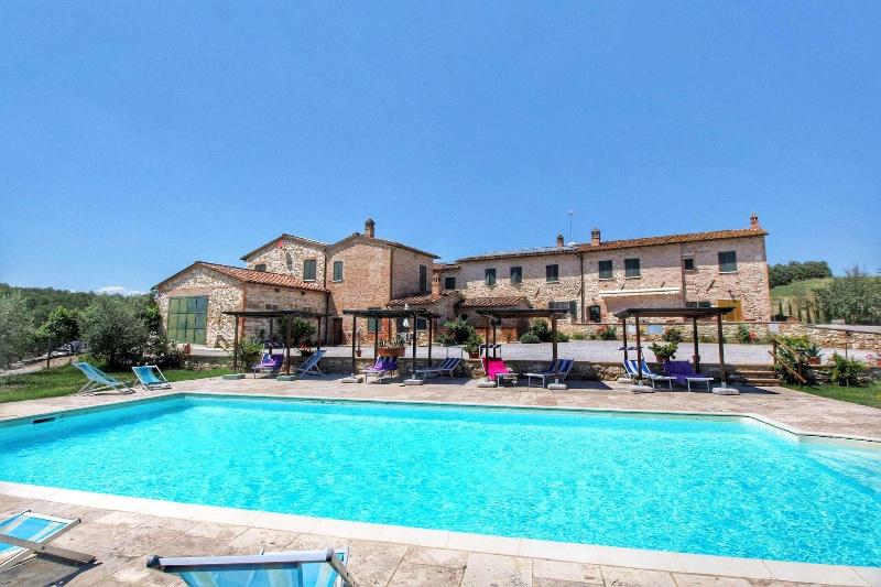 Gorgeous Cottage In Asciano With Swimming Pool image