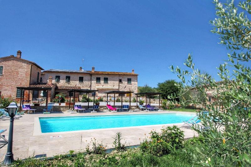 Gorgeous Cottage In Asciano With Swimming Pool image