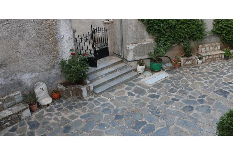 Maleatis Apollo — photo 2