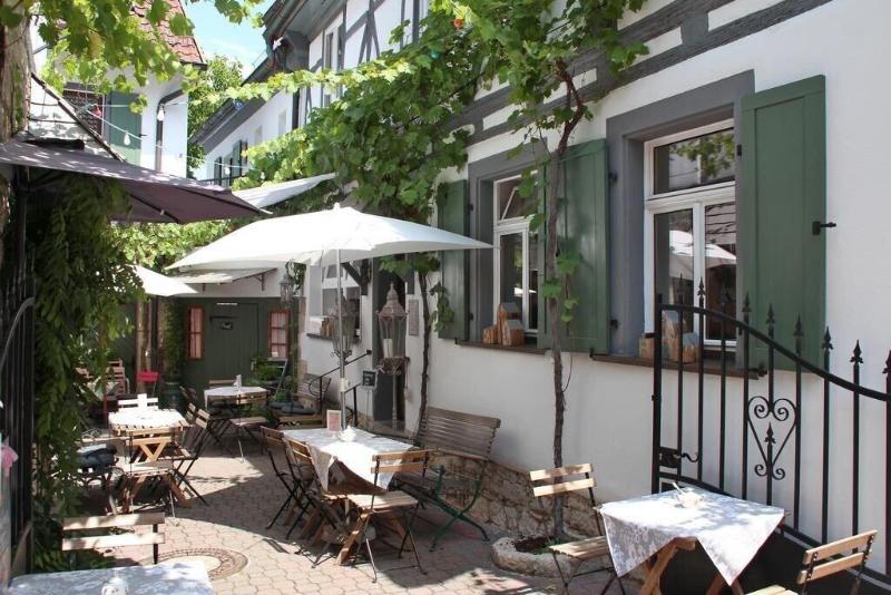 Weinhotel Oechsle Brix image