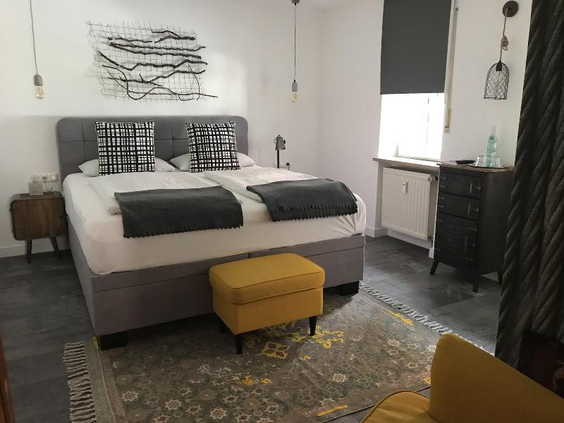 Weinhotel Oechsle Brix image