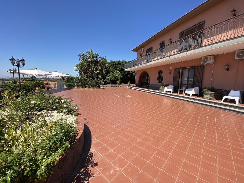 Villa Leucatia Bed Events image