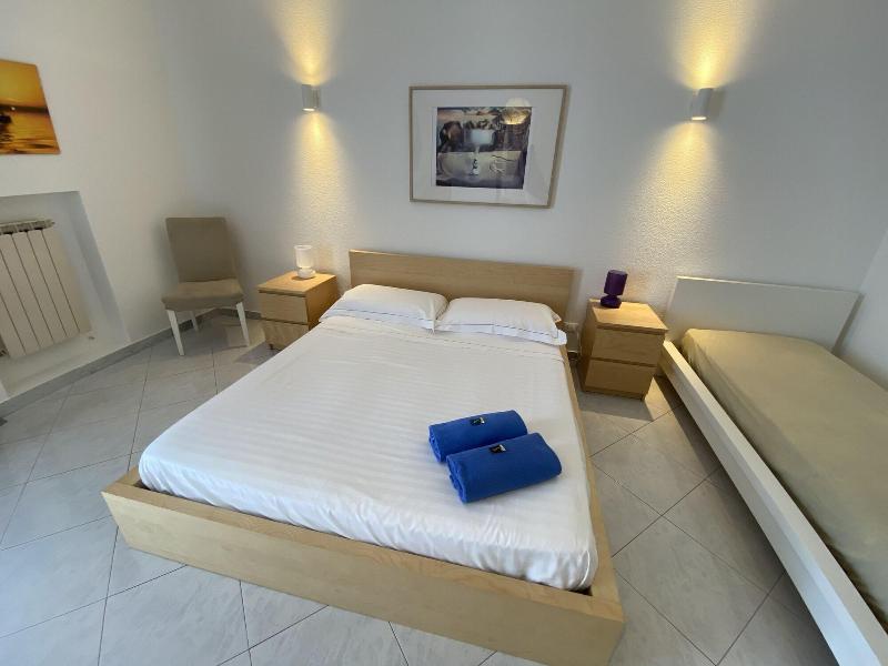 Villa Leucatia Bed Events image