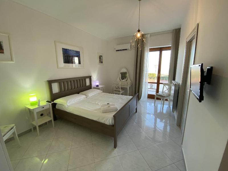 Villa Leucatia Bed Events image
