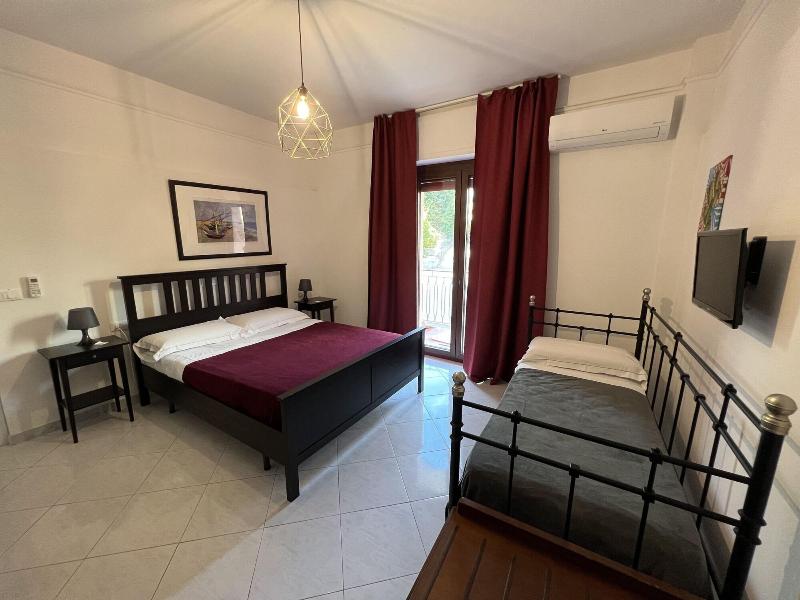 Villa Leucatia Bed Events image