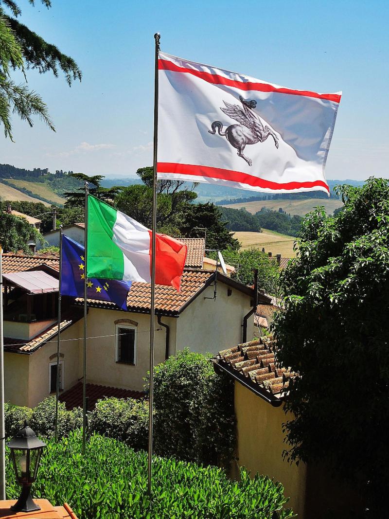 La Finestra Sul Colle image