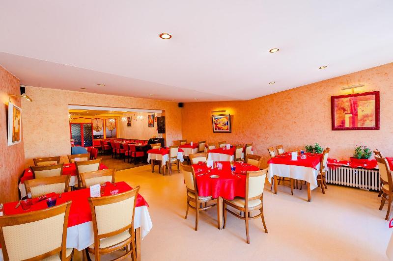 Hotel Le Commerce image